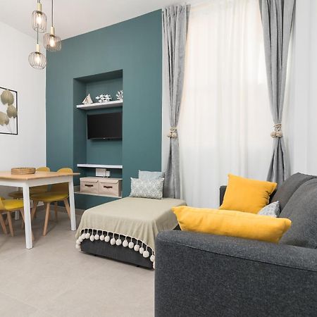 Suite Homes Alice Valentin Malaga Bagian luar foto