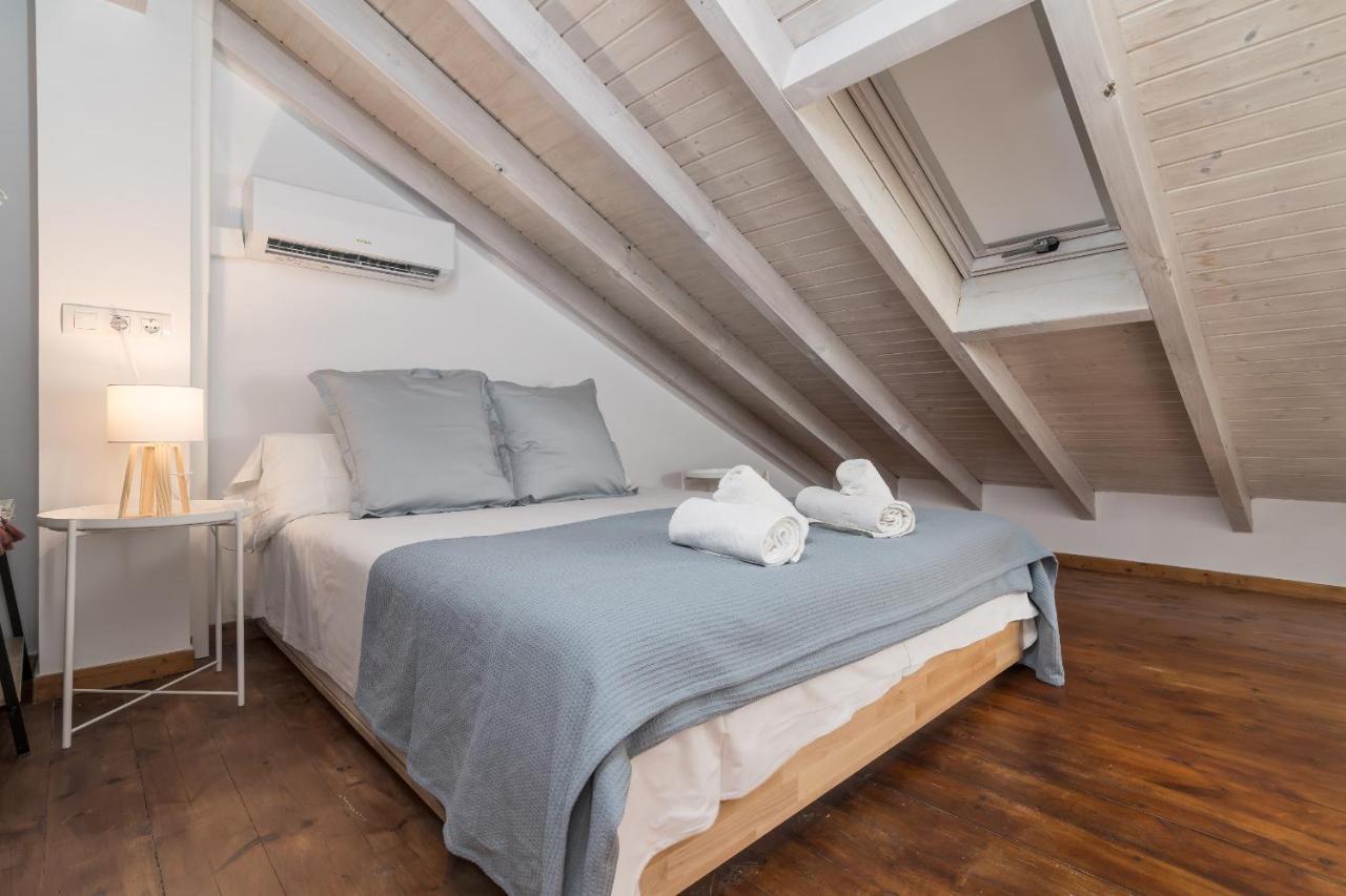 Suite Homes Alice Valentin Malaga Bagian luar foto