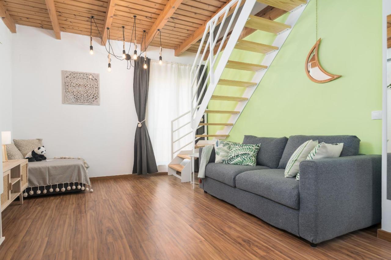 Suite Homes Alice Valentin Malaga Bagian luar foto