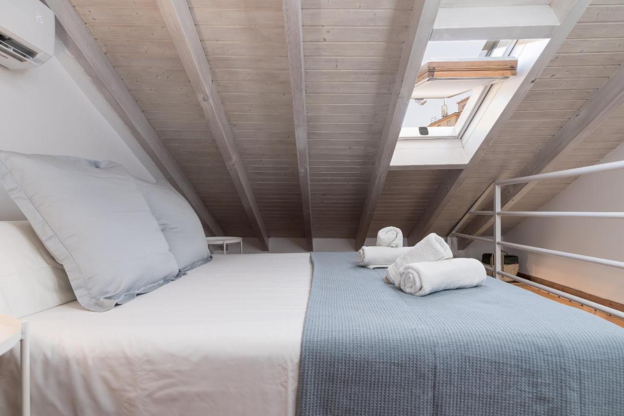 Suite Homes Alice Valentin Malaga Bagian luar foto