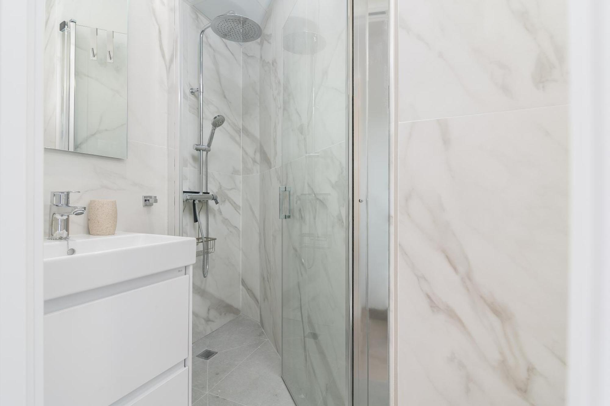 Suite Homes Alice Valentin Malaga Bagian luar foto