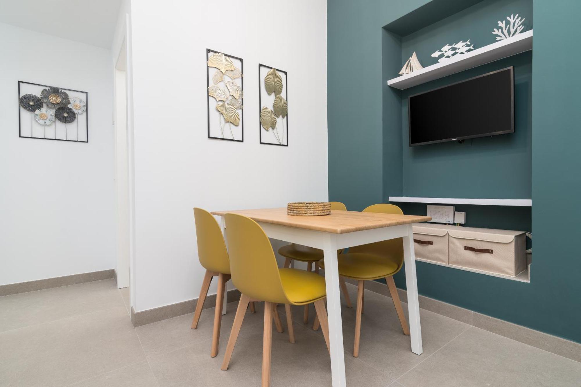 Suite Homes Alice Valentin Malaga Bagian luar foto