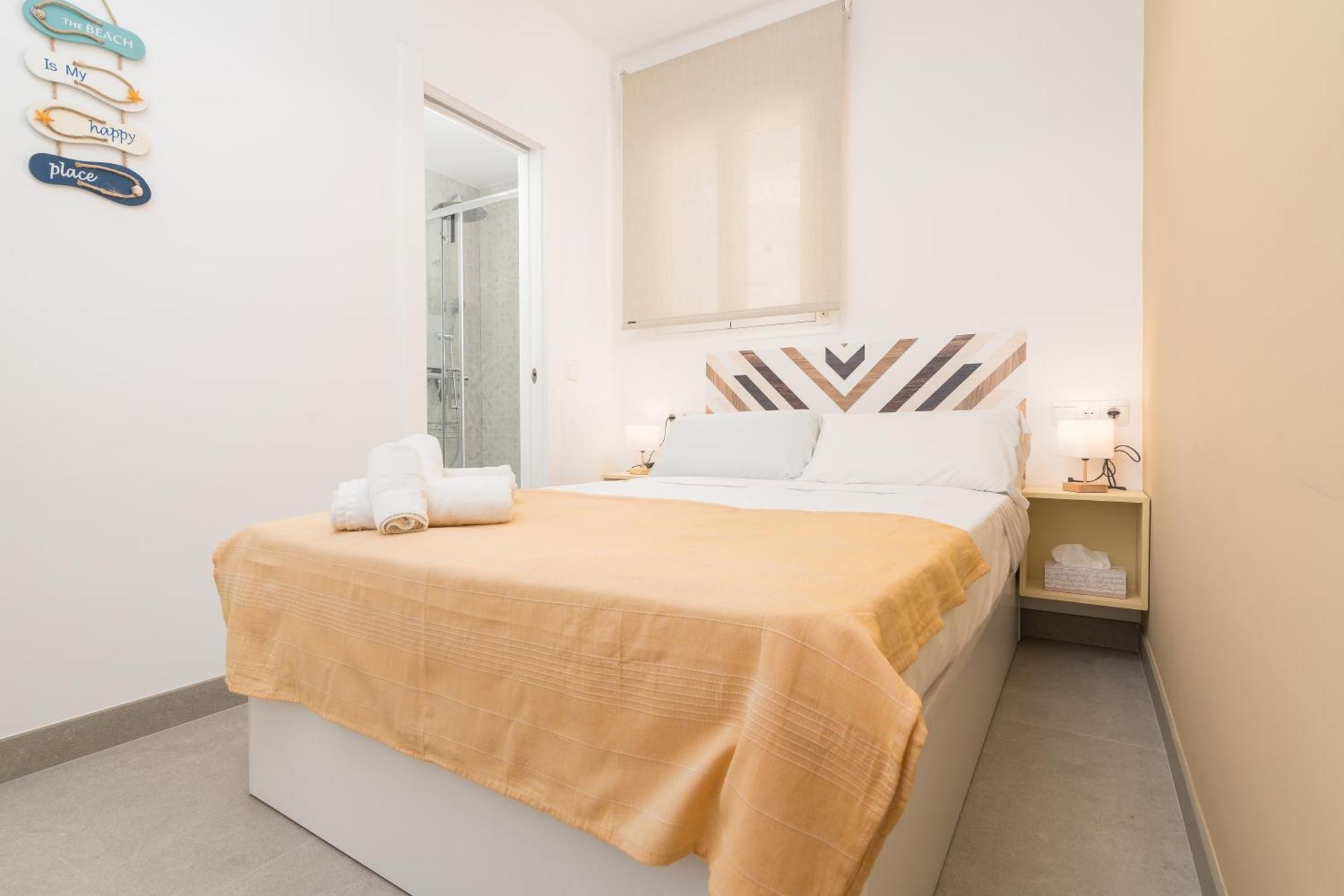 Suite Homes Alice Valentin Malaga Bagian luar foto